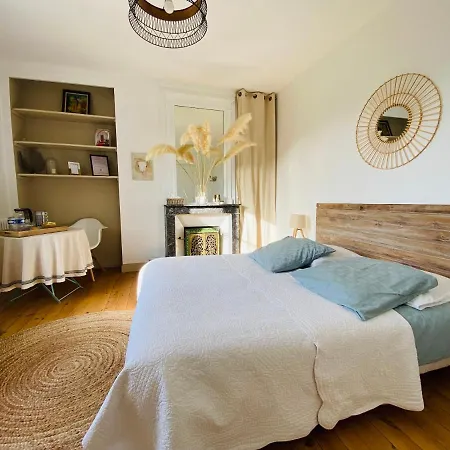 Bed & Breakfast Maison 54 *